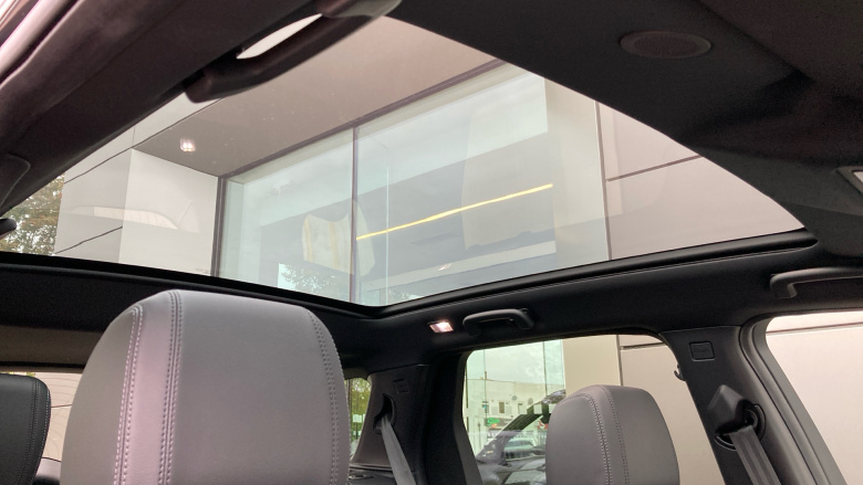 Land Rover Discovery Sport 1.5 P270e Dynamic SE 5dr Auto [5 Seat] Station Wagon